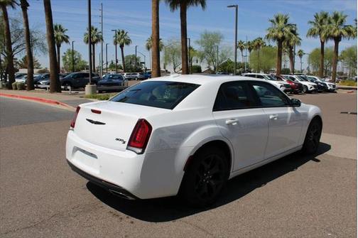 2023 Chrysler 300 S