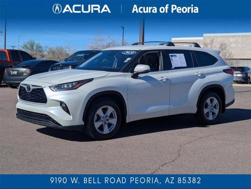 2020 Toyota Highlander LE