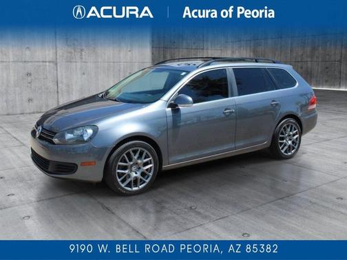 Platinum Gray Metallic 2014 Volkswagen Jetta SportWagen DSG TDI w/Sunroof