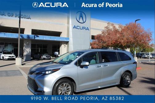 2024 Toyota Sienna XLE