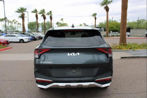 2024 Kia Sportage LX