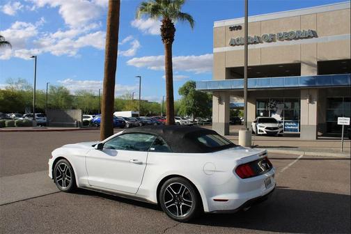 2022 Ford Mustang EcoBoost Premium