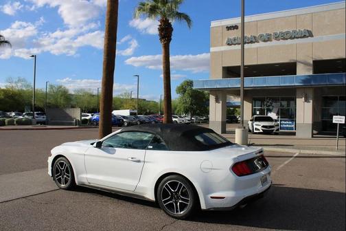 2022 Ford Mustang EcoBoost Premium