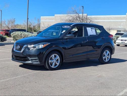 2019 Nissan Kicks S