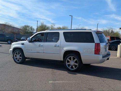 2010 Cadillac Escalade ESV Premium