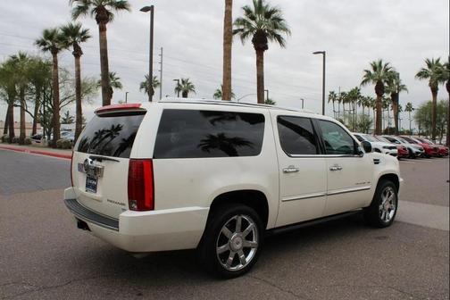 2010 Cadillac Escalade ESV Premium