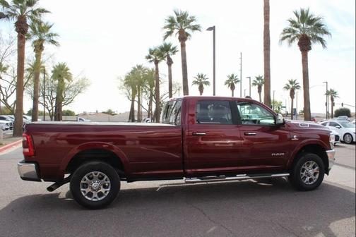 2020 RAM 3500 Laramie Crew Cab 4x4 8' Box