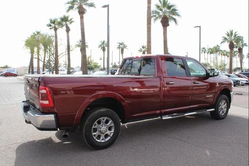 2020 RAM 3500 Laramie Crew Cab 4x4 8' Box
