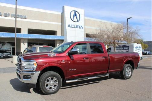 2020 RAM 3500 Laramie Crew Cab 4x4 8' Box
