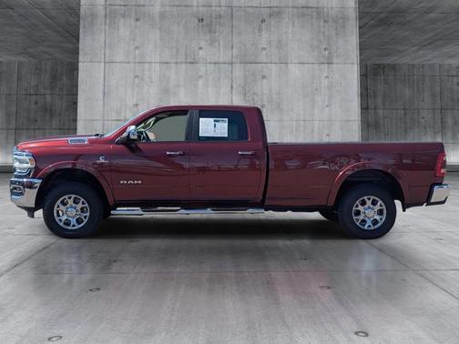 2020 RAM 3500 Laramie Crew Cab 4x4 8' Box