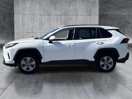 Ice 2025 Toyota RAV4 XLE