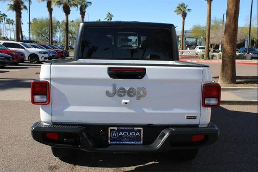 2023 Jeep Gladiator Overland