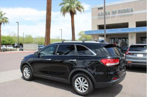 2018 Kia Sorento LX
