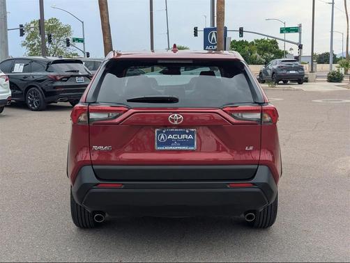 2024 Toyota RAV4 LE