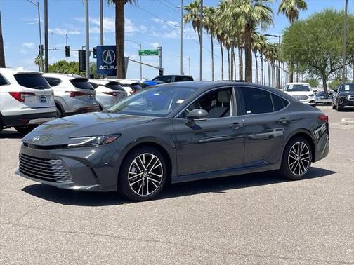 2025 Toyota Camry XLE