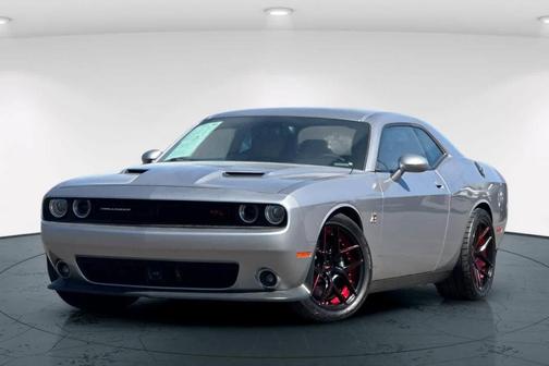 2016 Dodge Challenger R/T Scat Pack