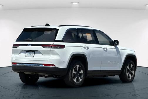 Bright White Clearcoat 2022 Jeep Grand Cherokee 4xe Base