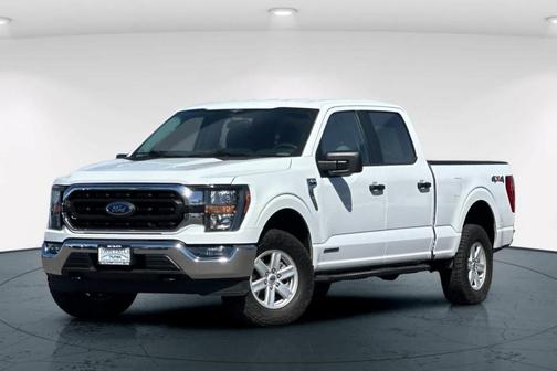 Oxford White 2023 Ford F-150 XLT
