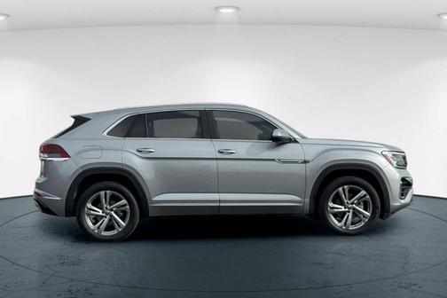 2024 Volkswagen Atlas Cross Sport 2.0T SEL R-Line