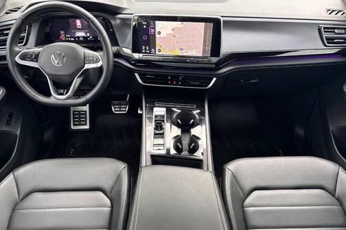 2024 Volkswagen Atlas Cross Sport 2.0T SEL R-Line