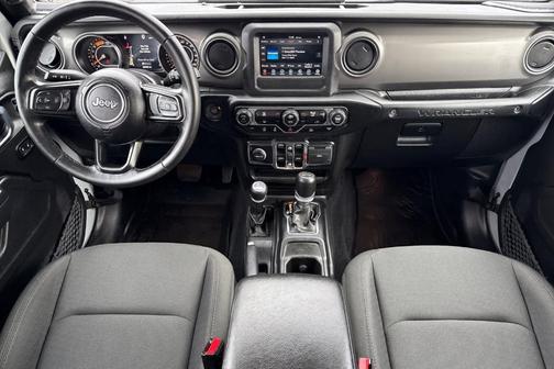 2022 Jeep Wrangler Unlimited Sport