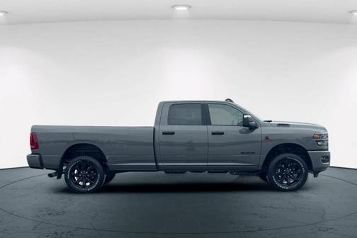 Ceramic Gray Clearcoat 2026 RAM 3500 Big Horn