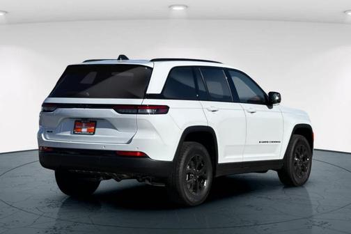 2025 Jeep Grand Cherokee Laredo X