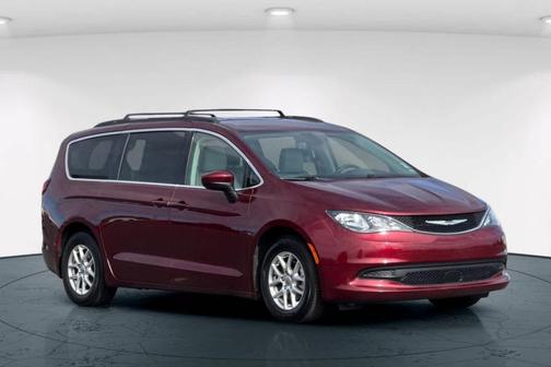 2021 Chrysler Voyager LXI