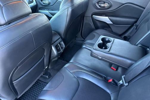 2018 Jeep Cherokee Latitude Plus