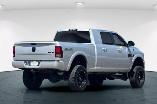 Bright Silver Clearcoat Metallic 2017 RAM 2500 Laramie