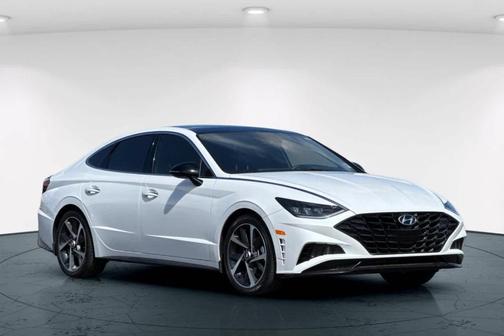 2022 Hyundai SONATA SEL Plus