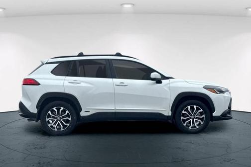 2024 Toyota Corolla Cross Hybrid SE