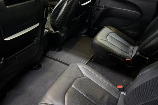 2019 Chrysler Pacifica Touring-L Plus