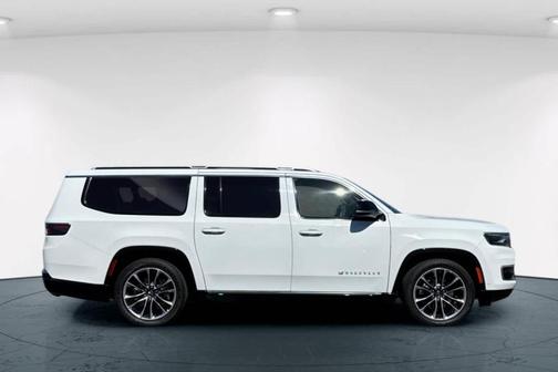 2023 Jeep Wagoneer L Series III
