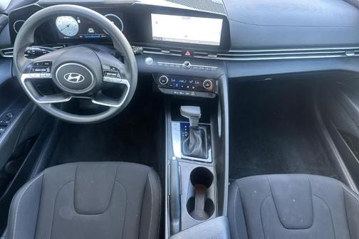 Amazon Gray 2024 Hyundai ELANTRA SEL