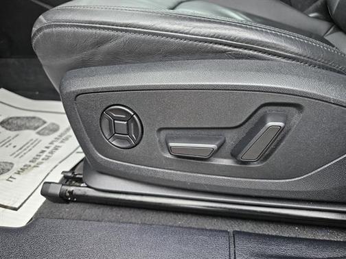 2023 Audi Q3 45 S line Premium