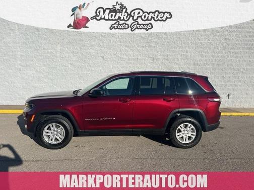 2025 Jeep Grand Cherokee Laredo