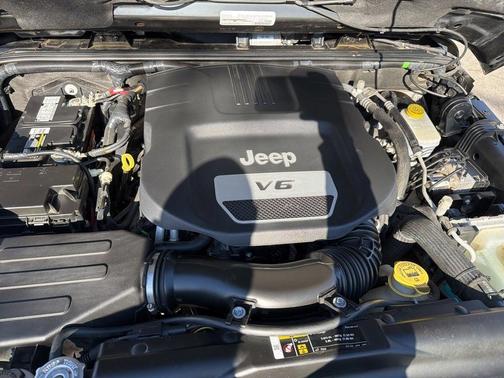 2018 Jeep Wrangler JK Unlimited Sahara