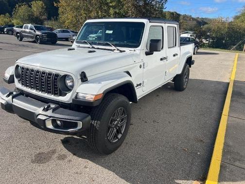 2025 Jeep Gladiator Sport