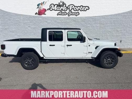2025 Jeep Gladiator Sport