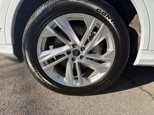 2024 Audi Q7 55 Premium