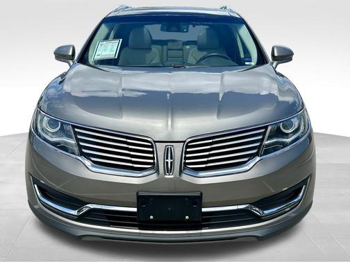 Luxe Metallic 2017 Lincoln MKX Reserve