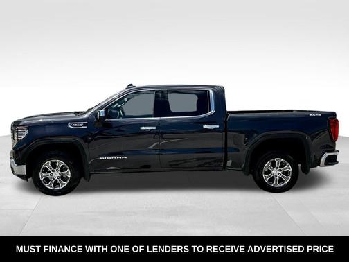 2024 GMC Sierra 1500 SLT