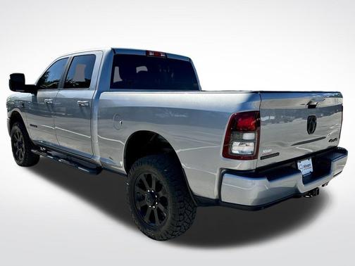 2023 RAM 2500 Big Horn Crew Cab 4x4 6'4' Box