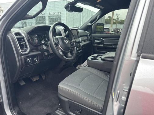 2023 RAM 2500 Big Horn Crew Cab 4x4 6'4' Box