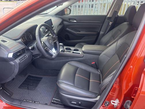 2021 Nissan Altima SR FWD