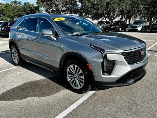 2024 Cadillac XT4 Premium Luxury