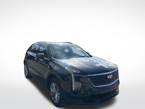 Stellar Black Metallic 2025 Cadillac XT4 Premium Luxury