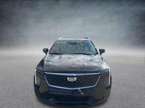 Stellar Black Metallic 2025 Cadillac XT4 Premium Luxury