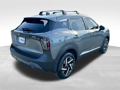 Gun Metallic 2026 Nissan Kicks SV
